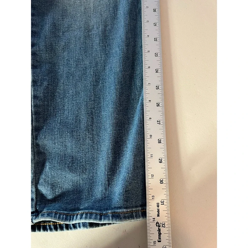 Lucky Brand Mens Denim Jeans Size 42x32 Medium Wash Stretch Straight Leg 7M12408